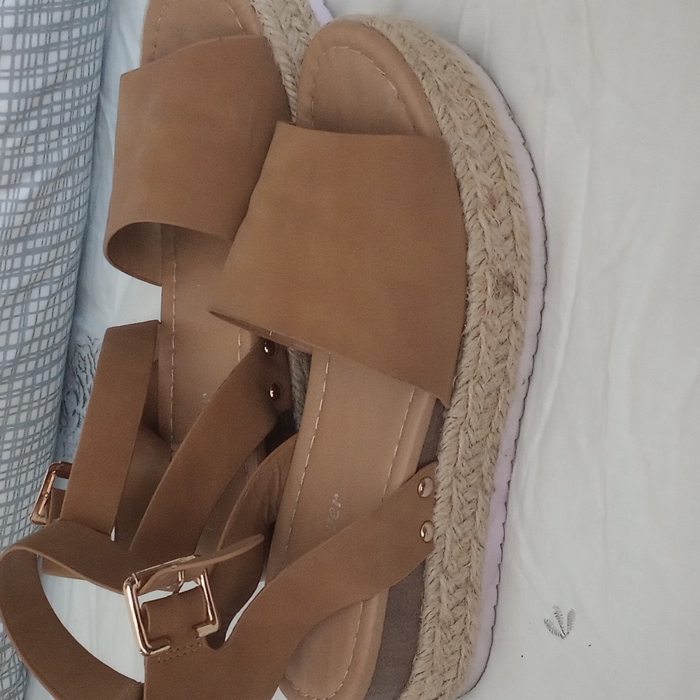 Women's sandals